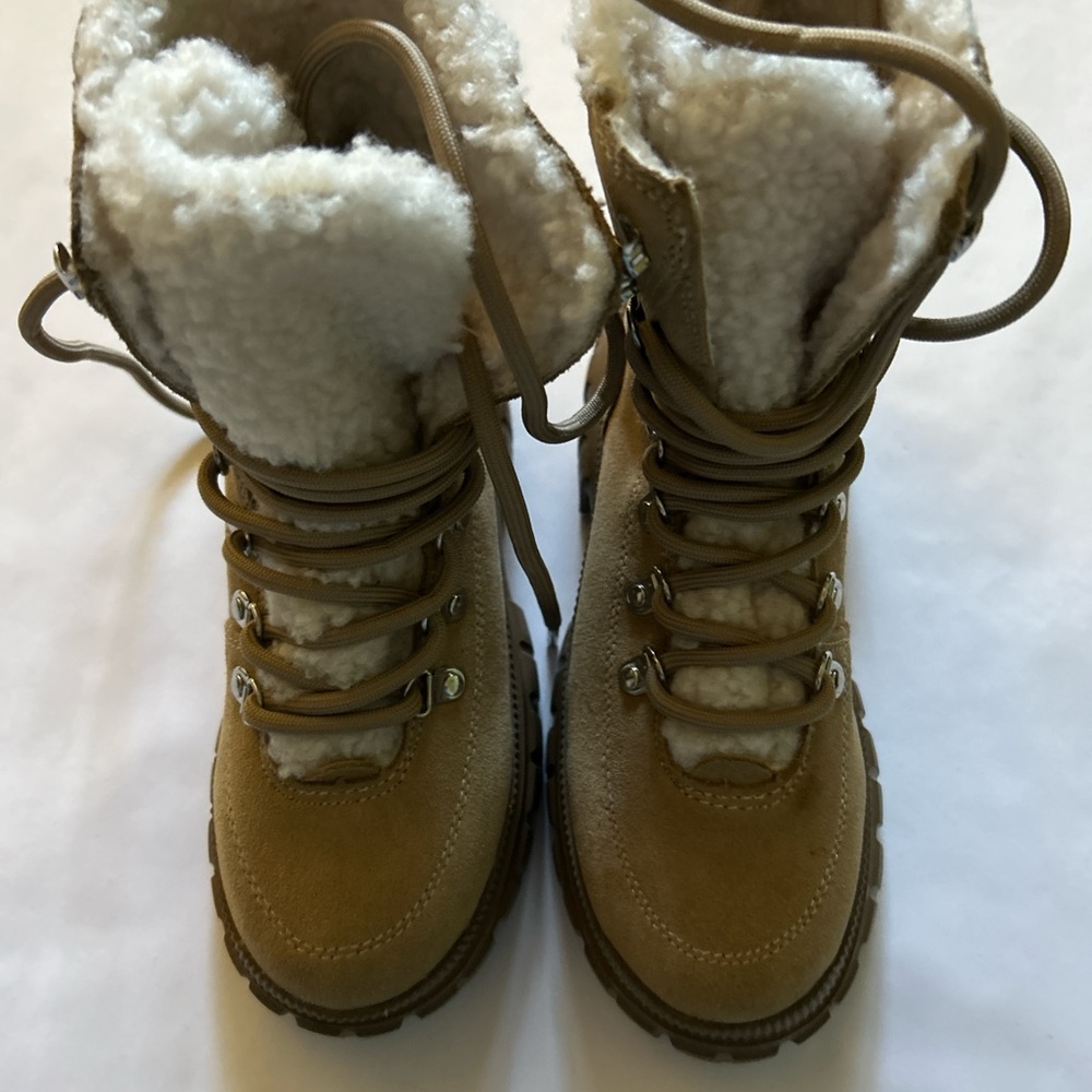 DKNYC Tan Ankle Boots with Shearling Lining